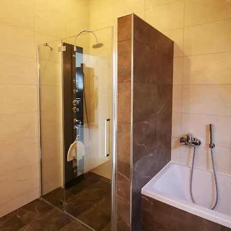 Katarina Apartment *